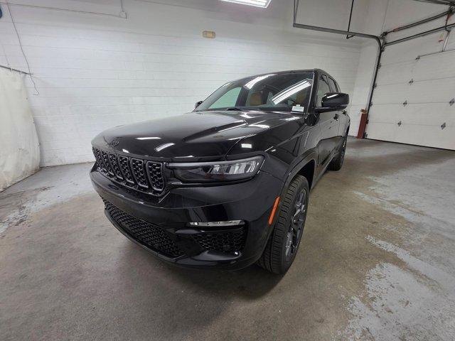 new 2025 Jeep Grand Cherokee car, priced at $62,196