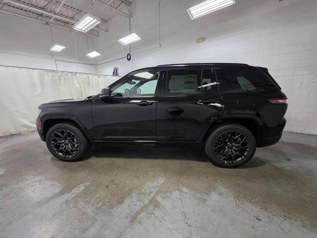 new 2025 Jeep Grand Cherokee car, priced at $62,196