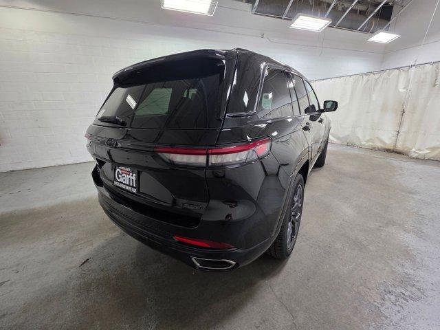 new 2025 Jeep Grand Cherokee car, priced at $62,196