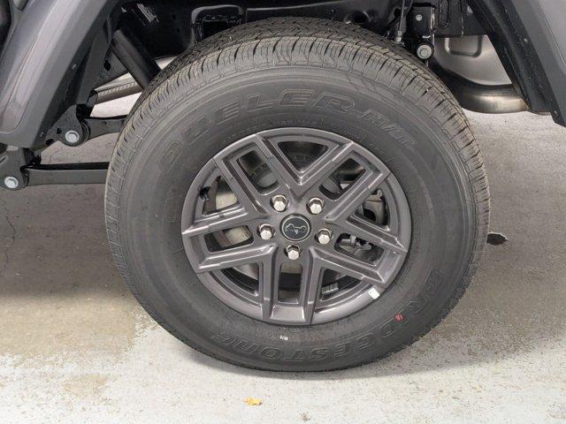 new 2025 Jeep Gladiator car, priced at $49,040