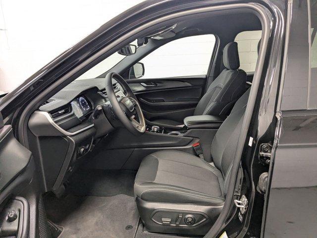 new 2025 Jeep Grand Cherokee L car, priced at $38,255