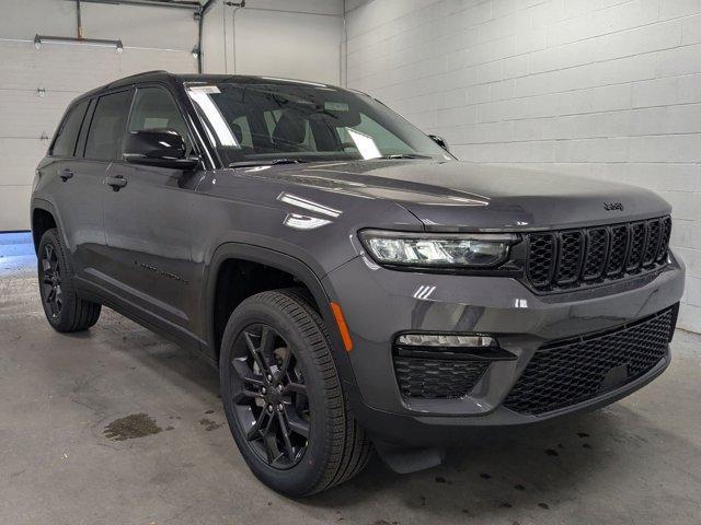 new 2025 Jeep Grand Cherokee car, priced at $49,873
