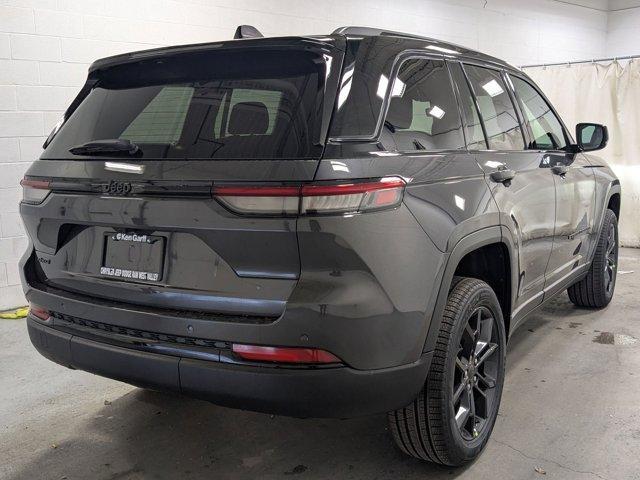 new 2025 Jeep Grand Cherokee car, priced at $49,873