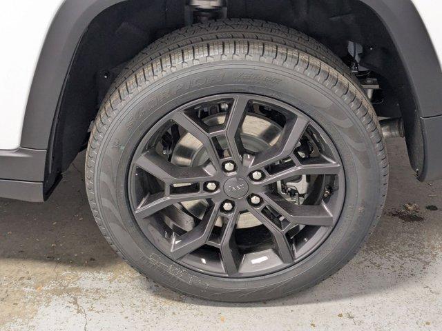 new 2025 Jeep Grand Cherokee L car, priced at $52,048