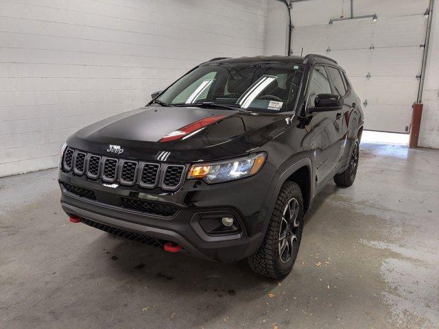 new 2025 Jeep Compass car, priced at $34,182