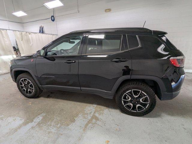 new 2025 Jeep Compass car, priced at $34,182