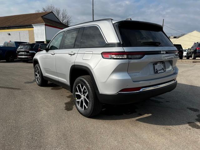 new 2024 Jeep Grand Cherokee car, priced at $49,359