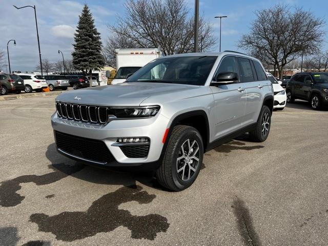 new 2024 Jeep Grand Cherokee car, priced at $49,359