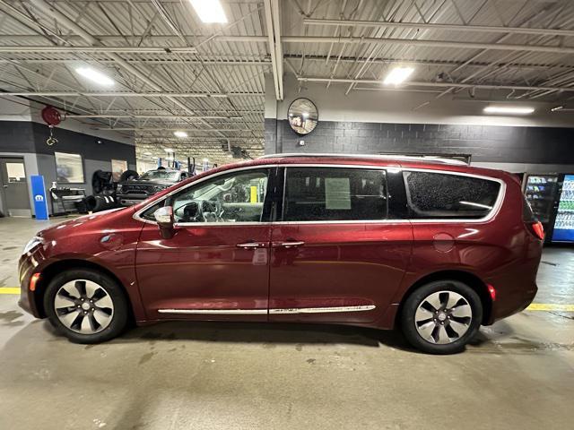 used 2017 Chrysler Pacifica Hybrid car, priced at $28,900