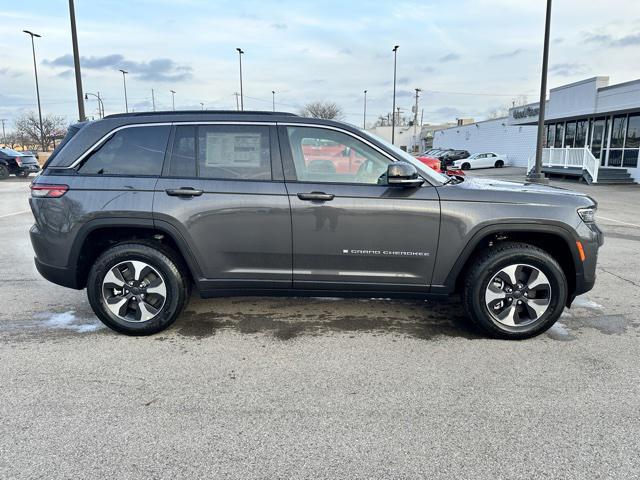 new 2024 Jeep Grand Cherokee 4xe car, priced at $62,597