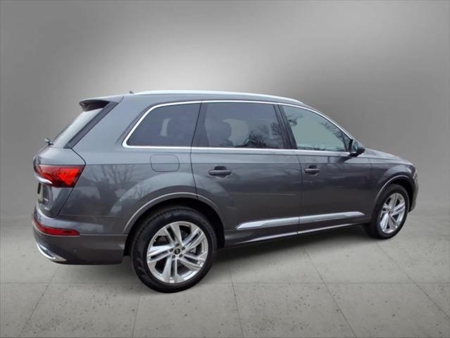 used 2023 Audi Q7 car, priced at $44,187