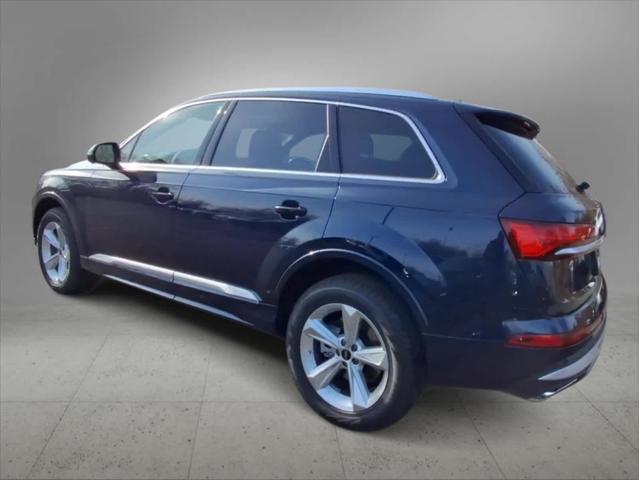 new 2025 Audi Q7 car, priced at $62,470