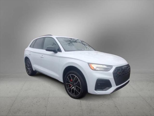 new 2025 Audi SQ5 car, priced at $65,370