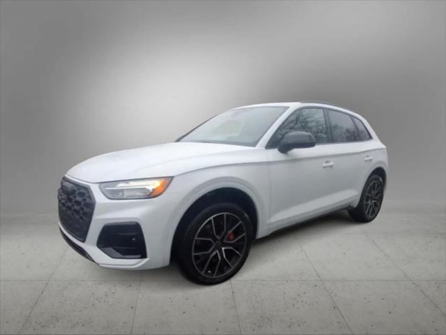 new 2025 Audi SQ5 car, priced at $65,370