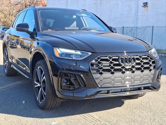 new 2025 Audi Q5 car, priced at $60,200