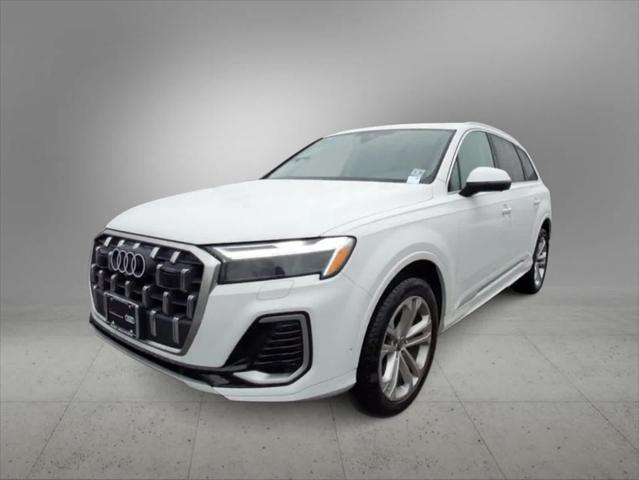 used 2025 Audi Q7 car, priced at $58,264