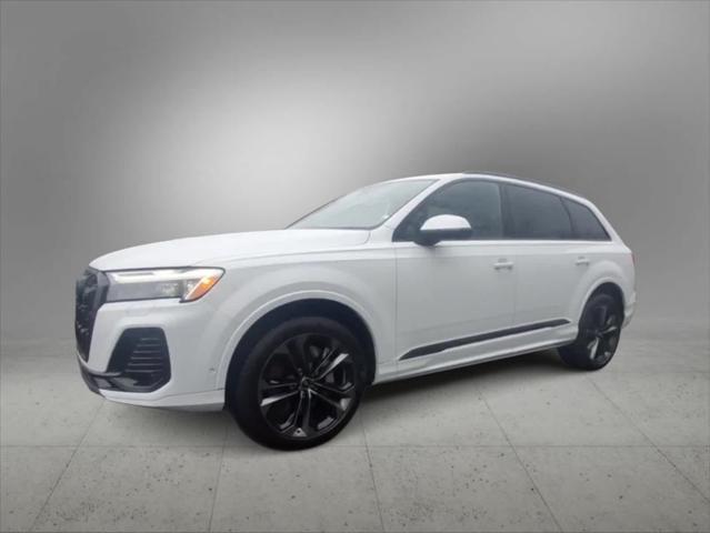 new 2025 Audi Q7 car, priced at $72,865