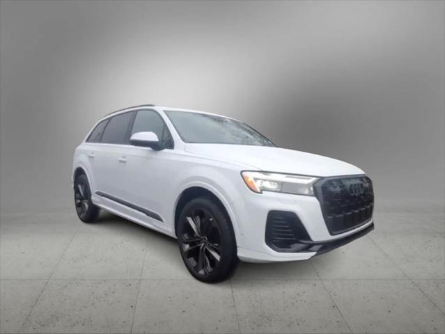 new 2025 Audi Q7 car, priced at $72,865