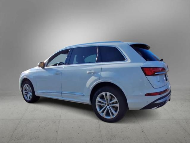 new 2025 Audi Q7 car, priced at $75,800