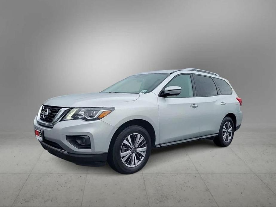 used 2019 Nissan Pathfinder car, priced at $19,259