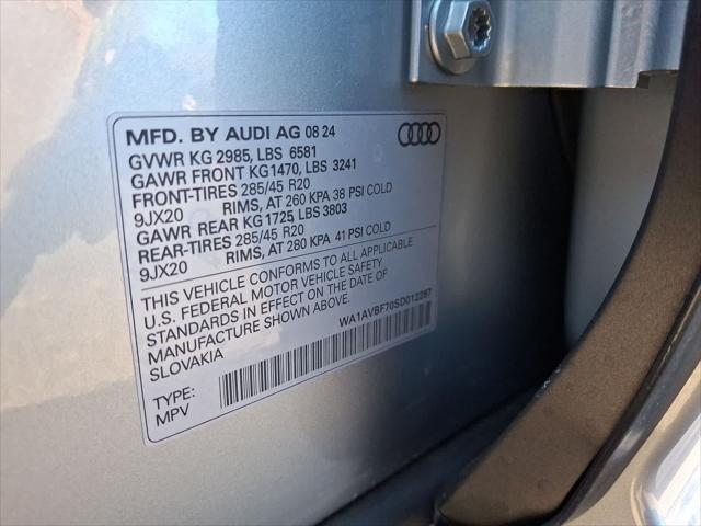 new 2025 Audi Q7 car, priced at $68,665