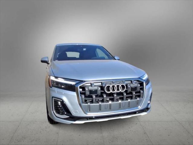 new 2025 Audi Q7 car, priced at $68,665