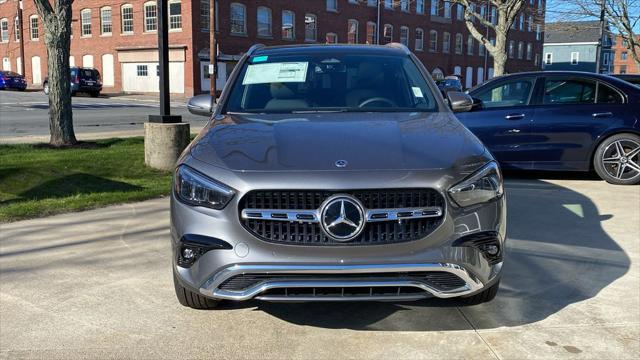 new 2024 Mercedes-Benz GLB 250 car, priced at $54,680
