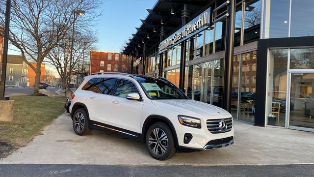 new 2024 Mercedes-Benz GLB 250 car, priced at $49,801