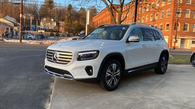 new 2024 Mercedes-Benz GLB 250 car, priced at $49,801