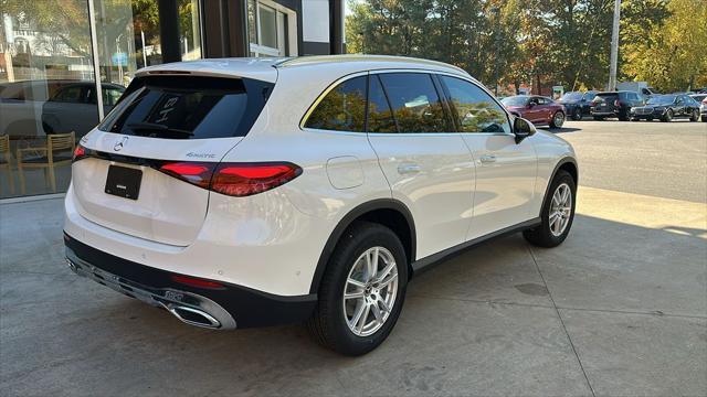 new 2025 Mercedes-Benz GLC 300 car, priced at $54,250