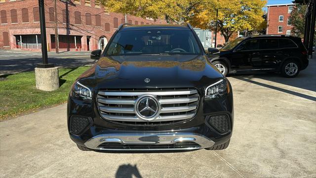 new 2025 Mercedes-Benz GLS 450 car, priced at $92,325