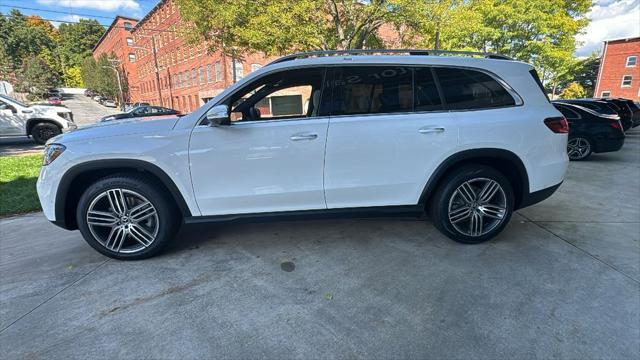 new 2024 Mercedes-Benz GLS 450 car, priced at $89,575