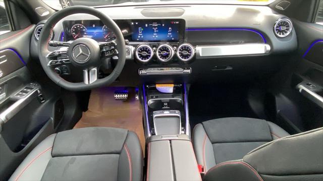 new 2024 Mercedes-Benz GLB 250 car, priced at $53,945