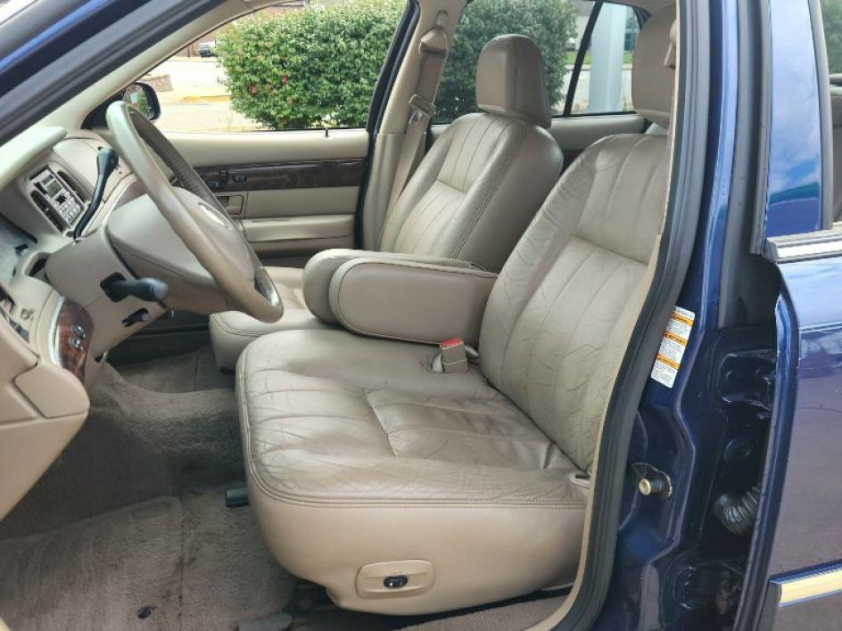 used 2004 Mercury Grand Marquis car, priced at $4,900