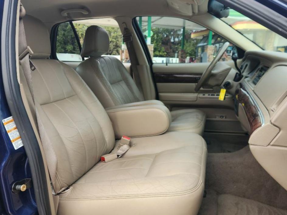 used 2004 Mercury Grand Marquis car, priced at $4,900