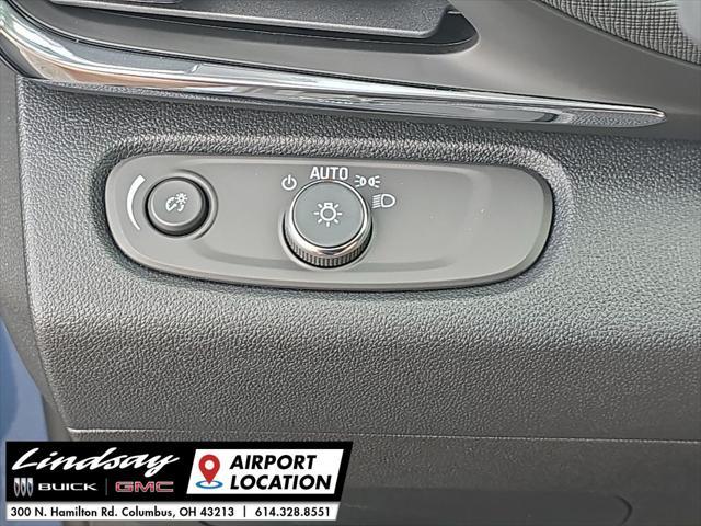 new 2025 Buick Envista car, priced at $26,285