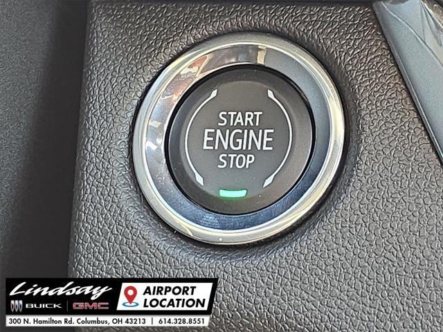 new 2025 Buick Envista car, priced at $28,125