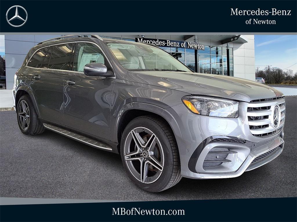new 2025 Mercedes-Benz GLS 450 car, priced at $95,685