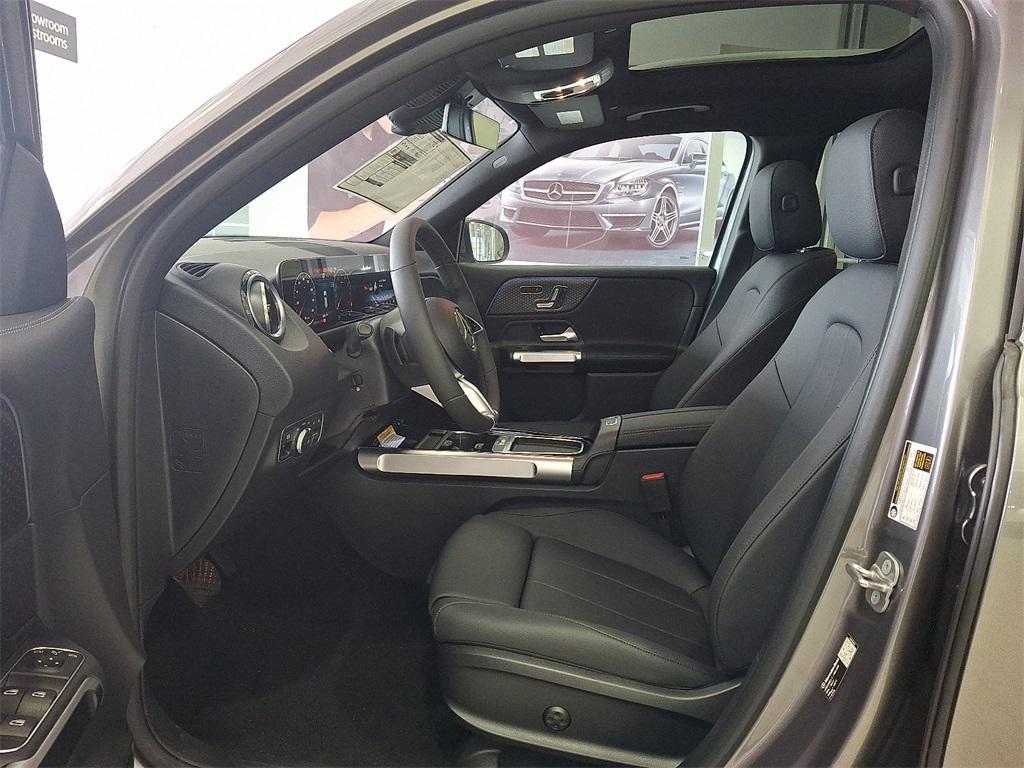new 2026 Mercedes-Benz GLB 250 car, priced at $51,885