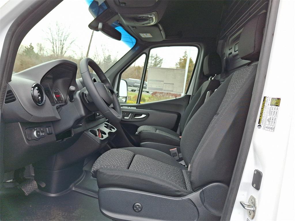new 2025 Mercedes-Benz Sprinter 2500 car, priced at $64,167
