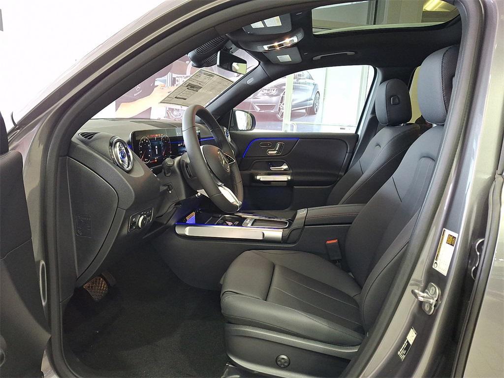 new 2026 Mercedes-Benz GLB 250 car, priced at $53,465