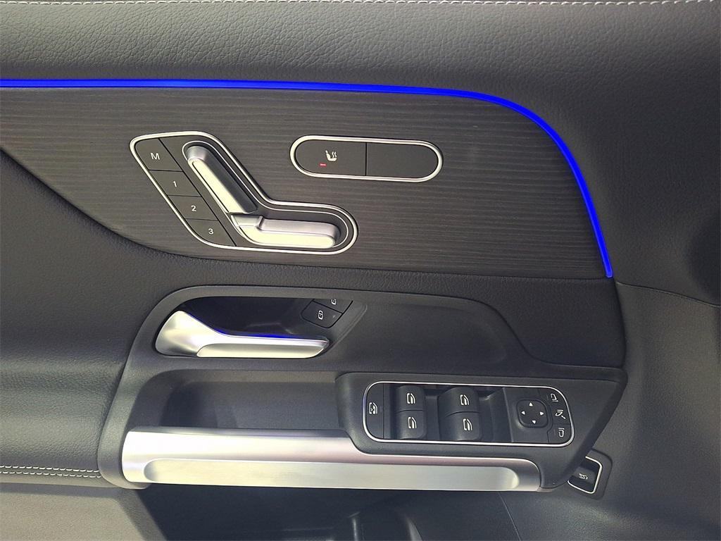 new 2026 Mercedes-Benz GLB 250 car, priced at $53,465