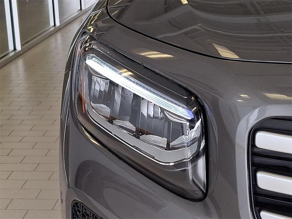 new 2026 Mercedes-Benz GLB 250 car, priced at $53,465