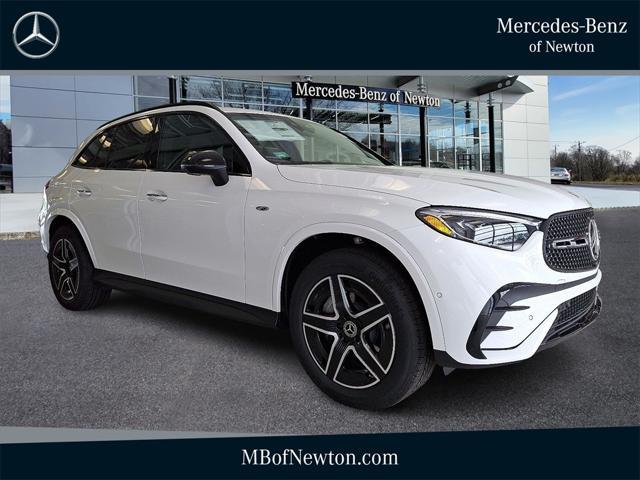 new 2025 Mercedes-Benz GLC 350e car, priced at $68,755