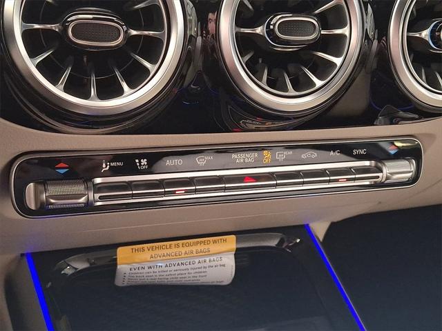 new 2025 Mercedes-Benz GLA 250 car
