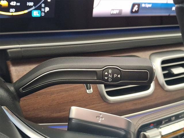 new 2025 Mercedes-Benz GLE 450e car