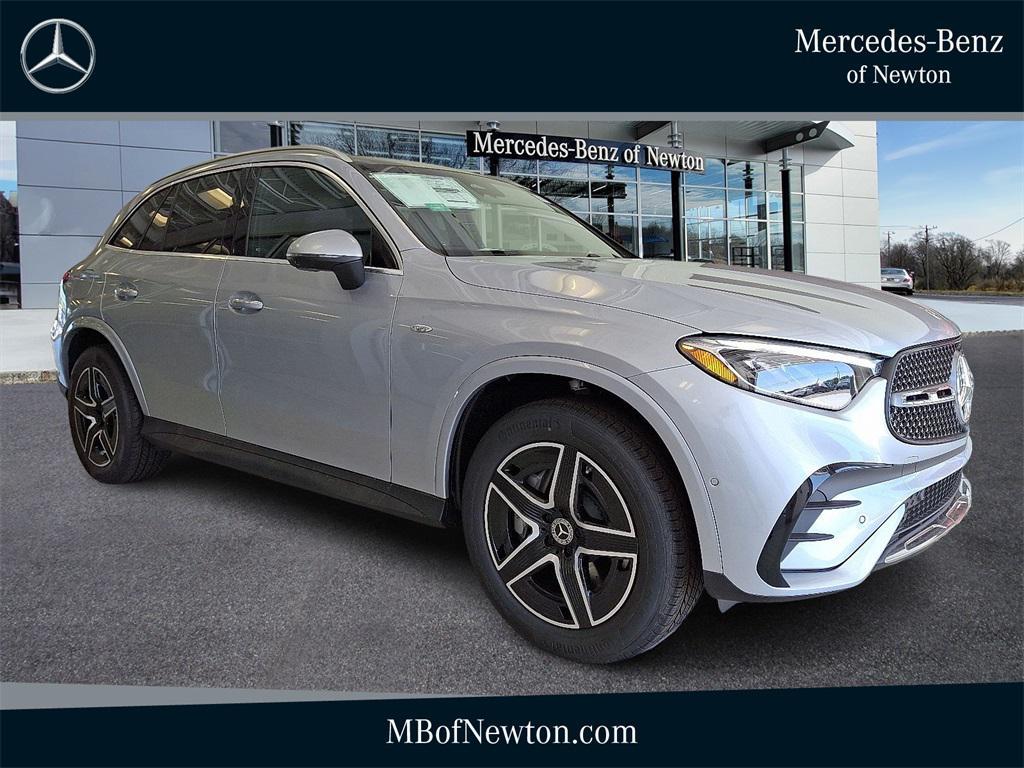 new 2025 Mercedes-Benz GLC 350e car, priced at $69,805