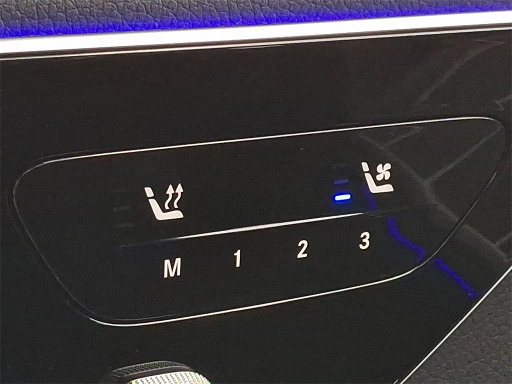 new 2025 Mercedes-Benz GLC 300 car, priced at $62,820