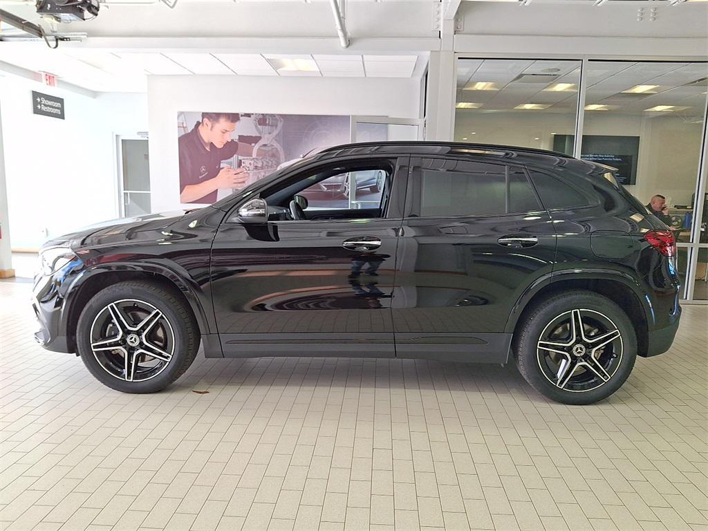 used 2025 Mercedes-Benz GLA 250 car, priced at $48,499