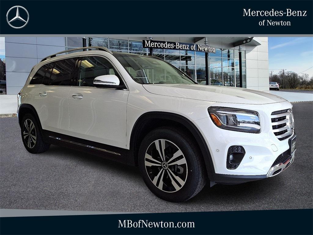 used 2025 Mercedes-Benz GLB 250 car, priced at $46,299